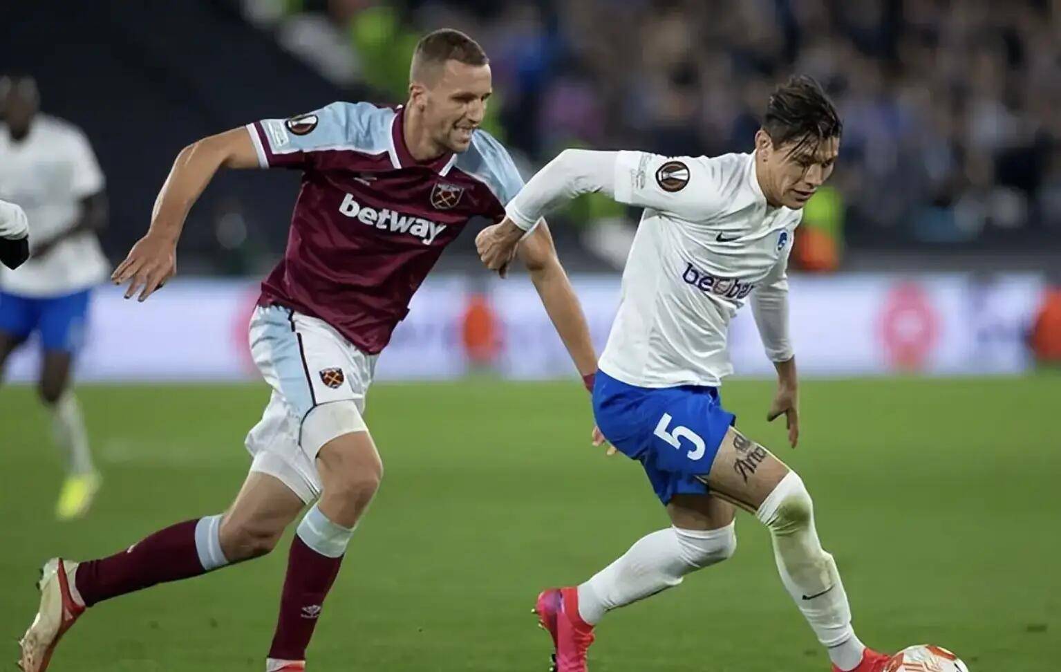 瑞典迎战波兰决定命运的比赛