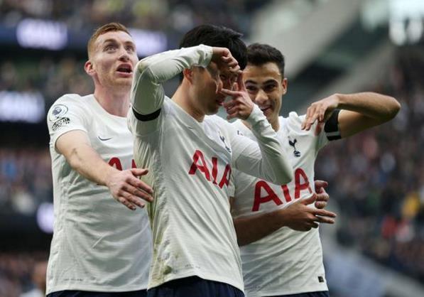 PG电子线上登入-施密特尔梅开二度，沃尔夫斯堡取得关键胜利的简单介绍