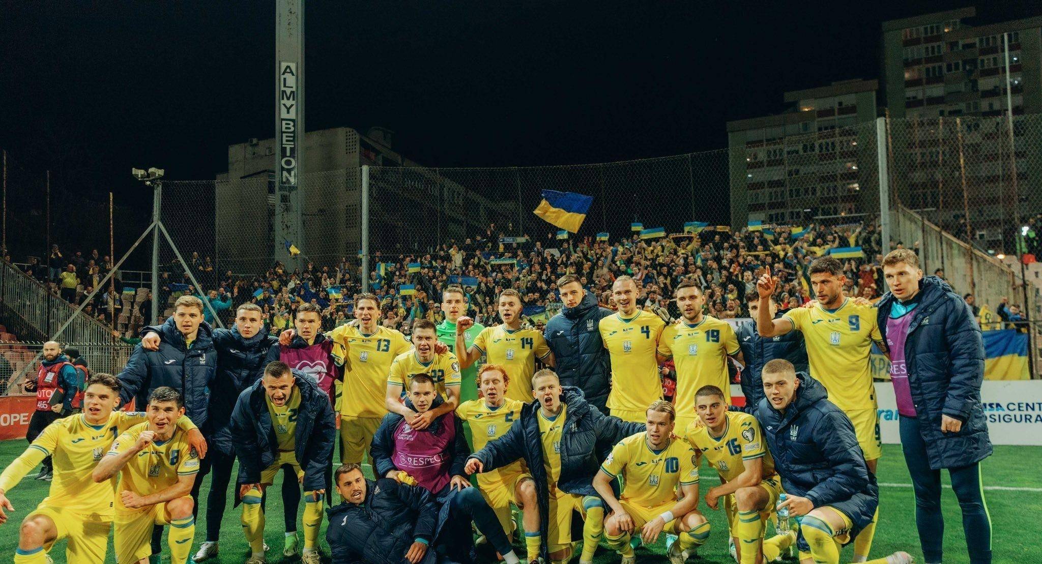 包含卢森堡豪取胜利，欧洲杯资格赛晋级前景开启的词条