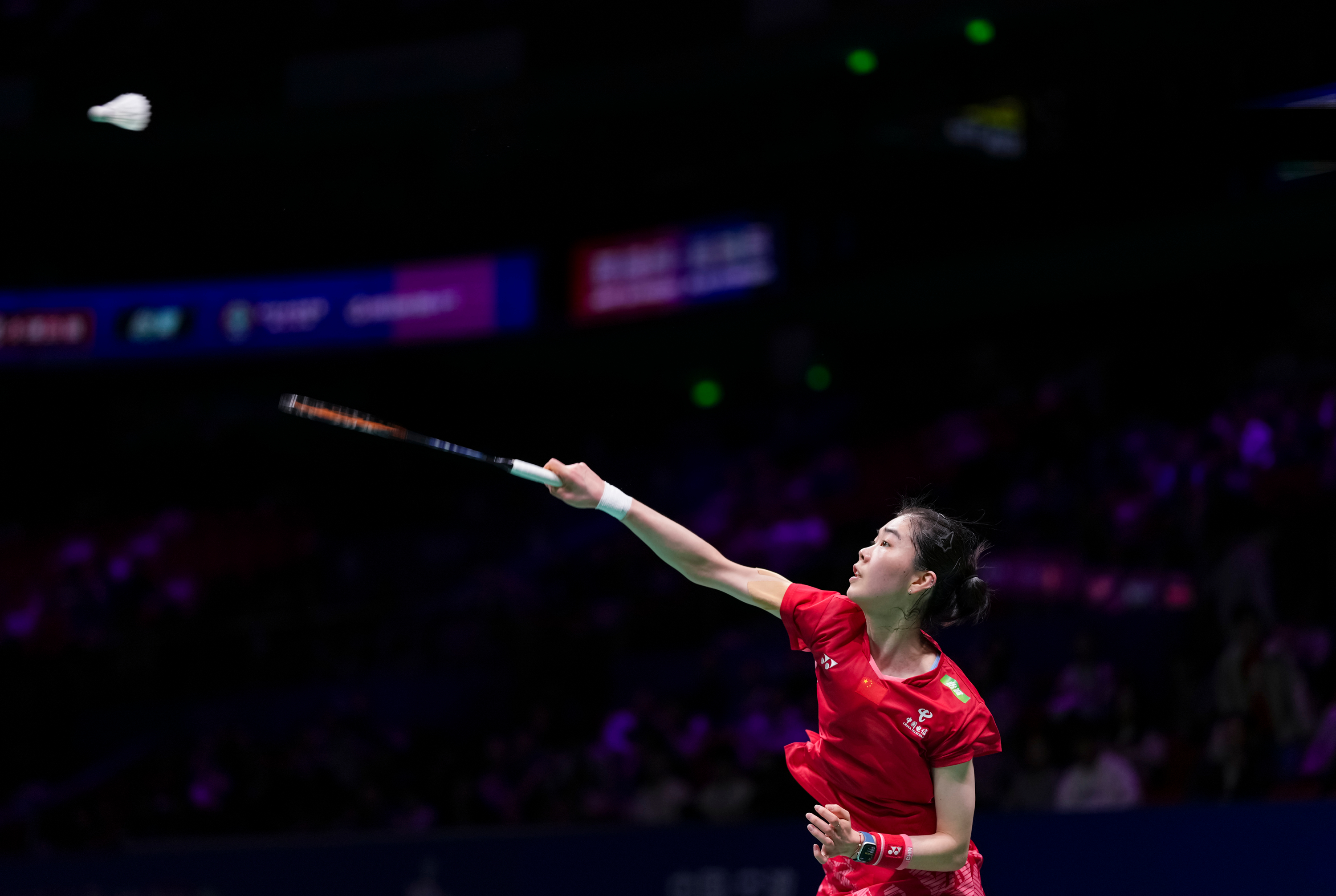 羽毛球女单决胜局，谁能一枝独秀