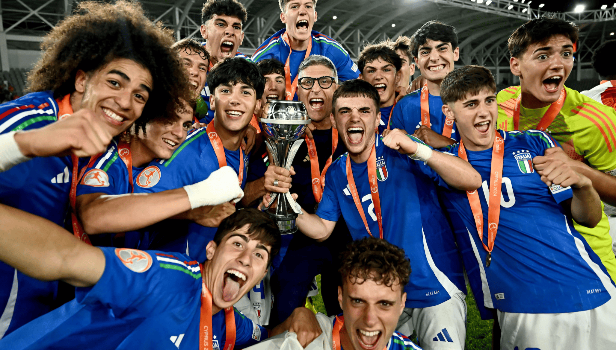 欧洲联赛精彩赛事，引爆球迷热情