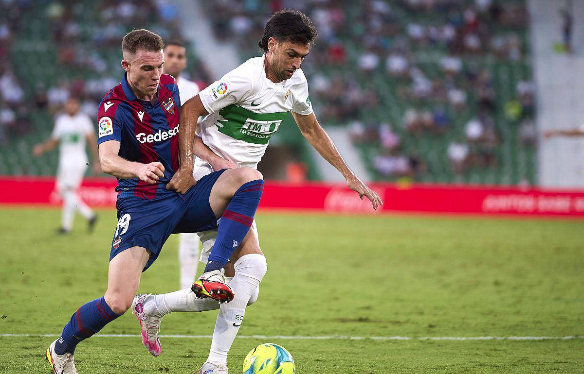 阿尔梅里亚客场狂胜,保级保障大增 阿尔梅里亚客场狂胜,保级保障大增