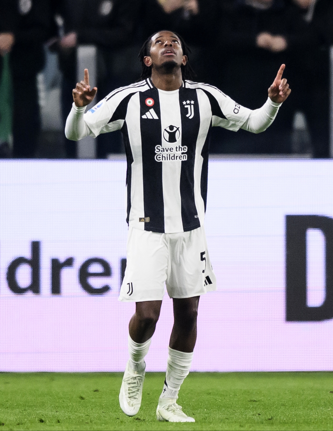 关于尤文图斯愿意支付高价签下前锋的信息 关于尤文图斯愿意支付高价签下前锋的信息