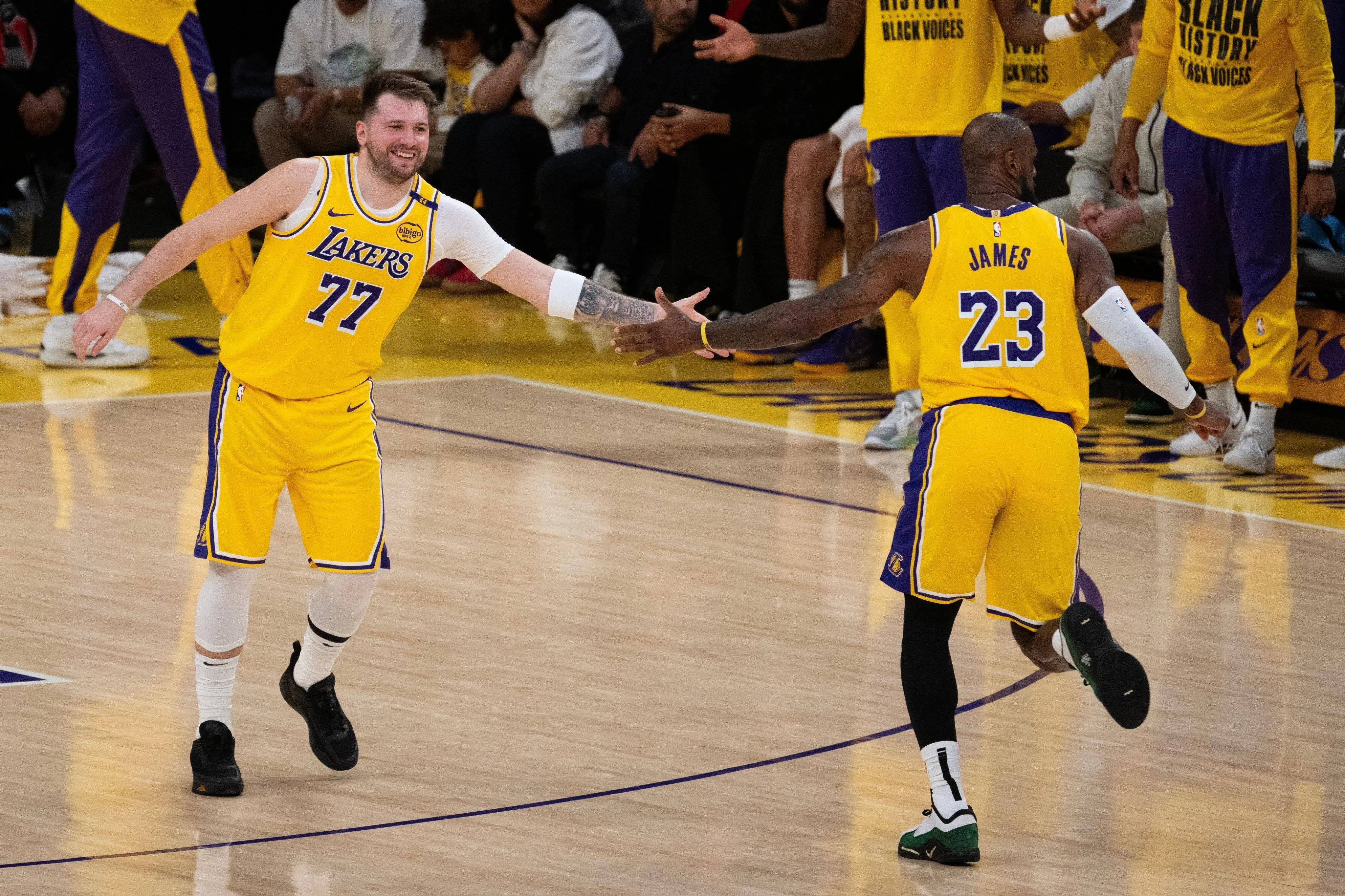 PG电子试玩-湖人逆转击败爵士，詹姆斯浴火重生