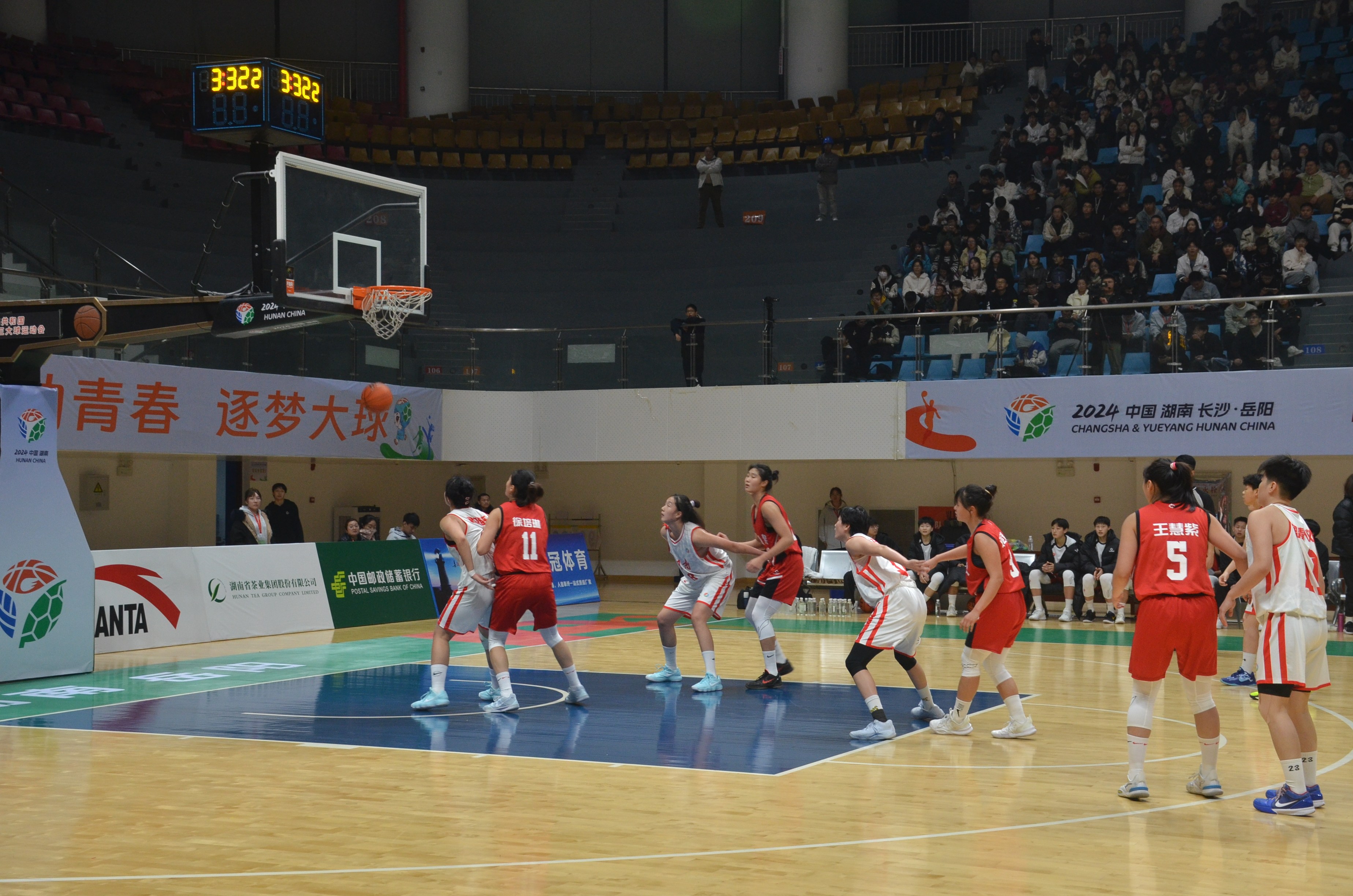 PG电子线上登入-湖南男篮近期表现不佳，球队面临着不小的挑战