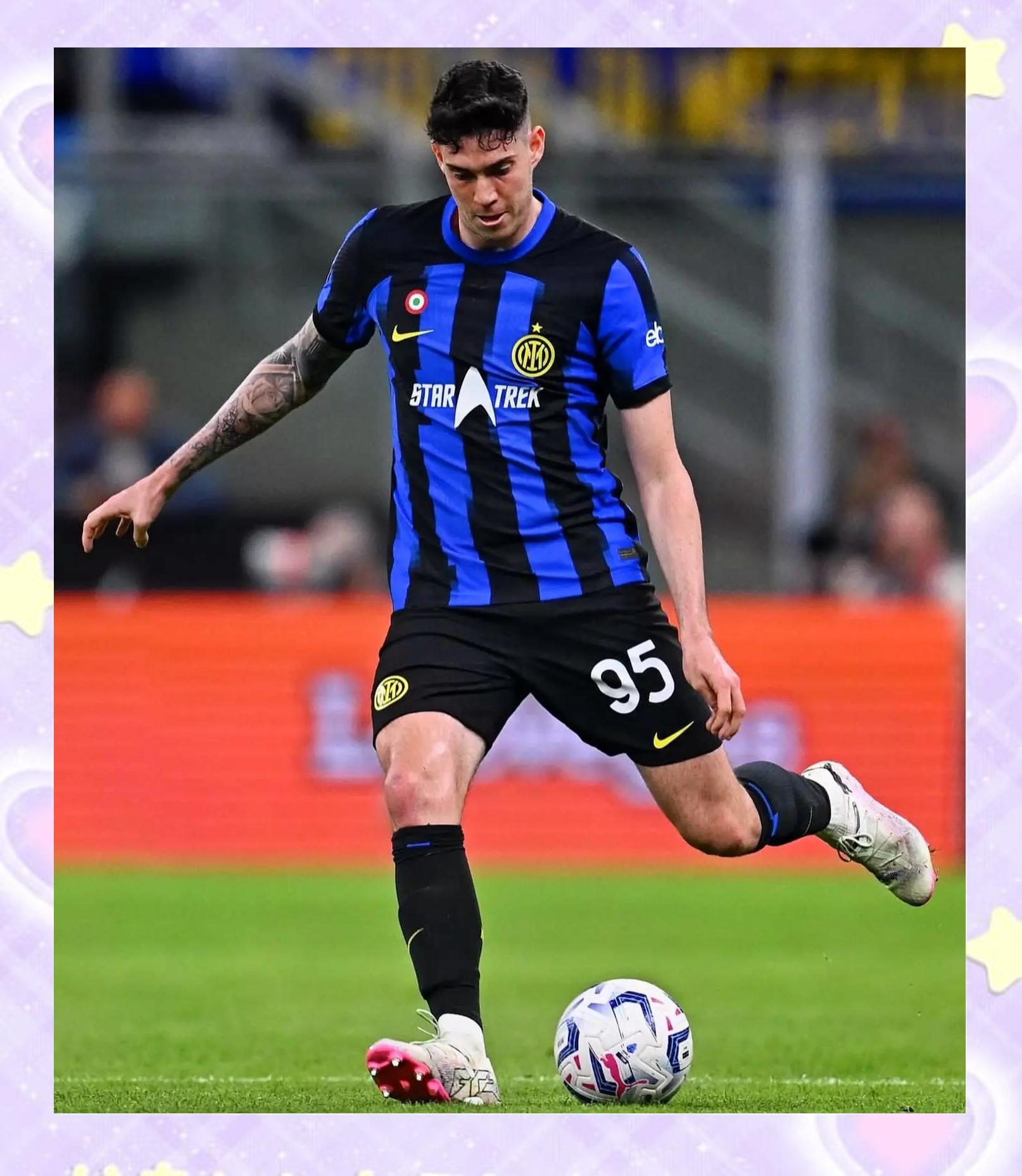 国米球员备战下轮比赛,誓言不放弃争冠机会 国米球员备战下轮比赛,誓言不放弃争冠机会