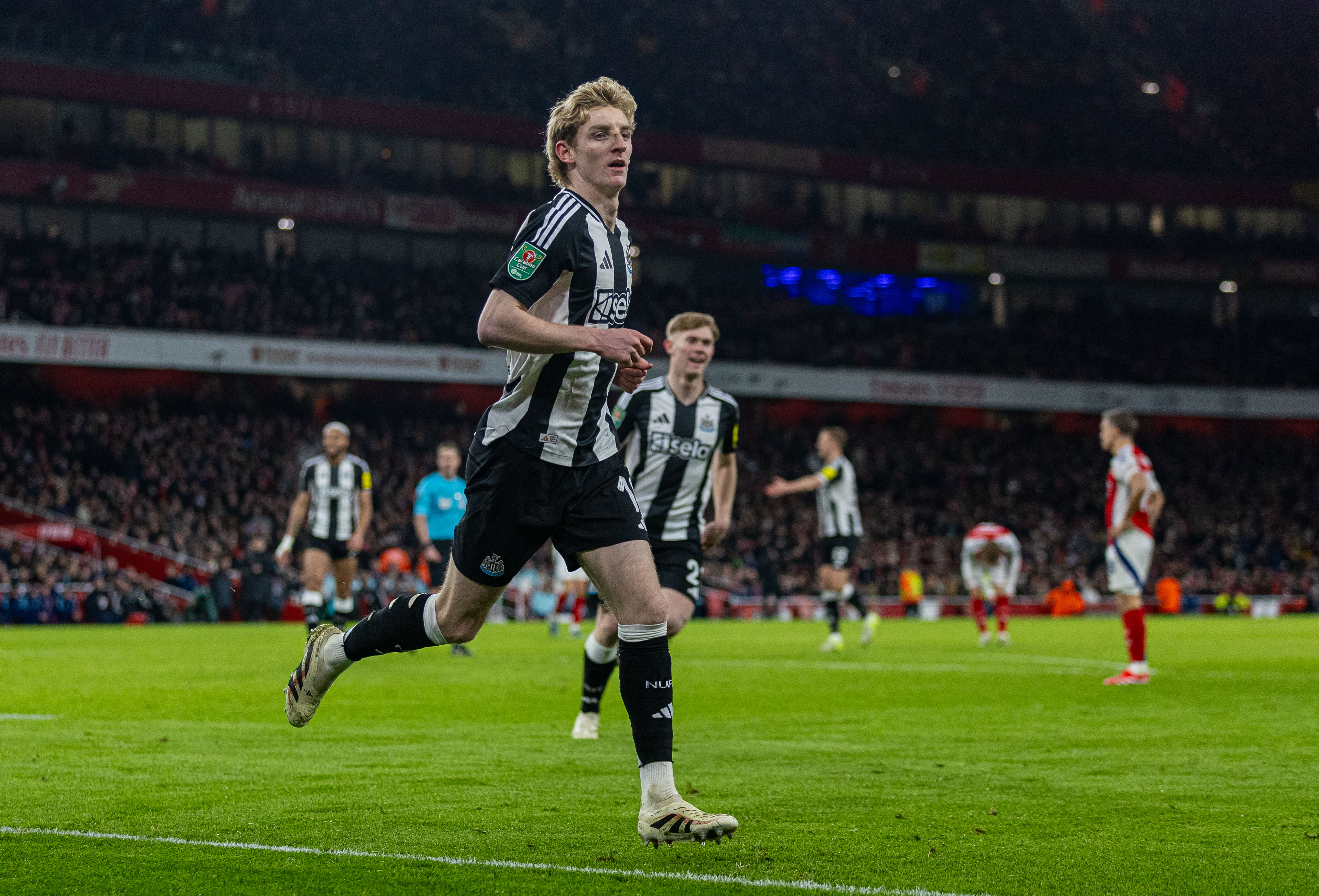 PG电子线上登入-阿森纳队主教练：球队需要团结一致，才能取得胜利的简单介绍