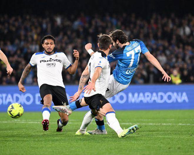 都灵客场击败对手,抢下重要三分 都灵客场击败对手,抢下重要三分