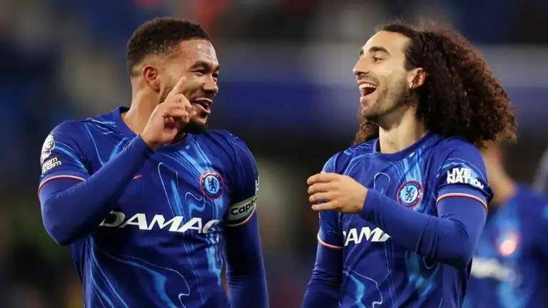 关于曼城客场击败富勒姆，继续保持领跑的信息