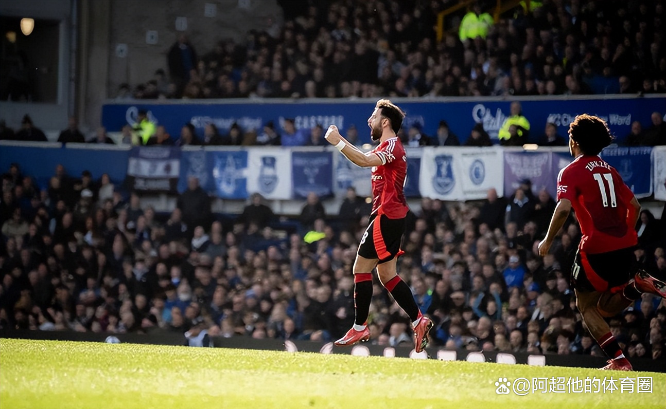 曼联客场不敌维拉，遭遇两连败