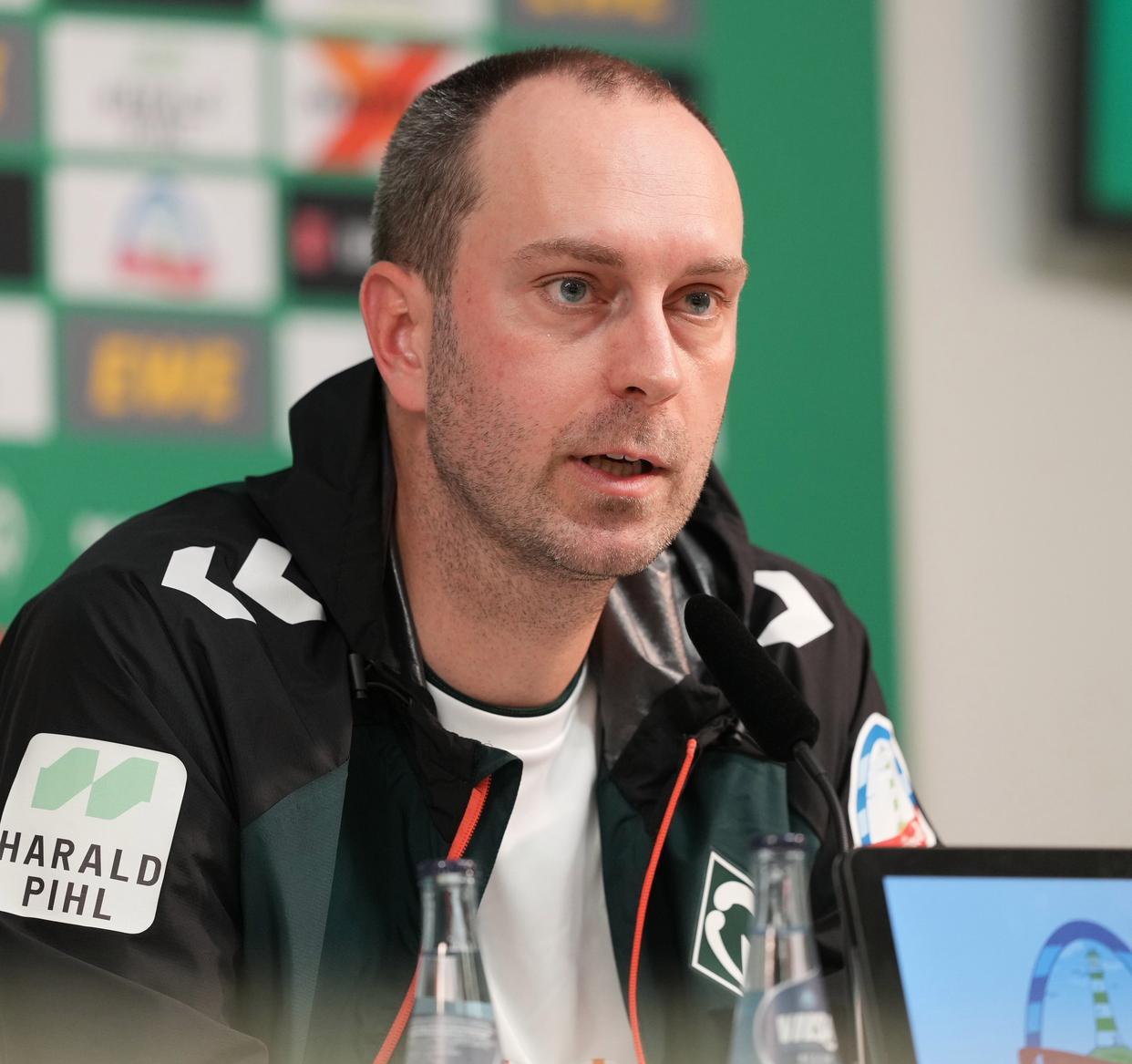 弗赖堡球员受伤,影响球队战术调整 弗赖堡球员受伤,影响球队战术调整