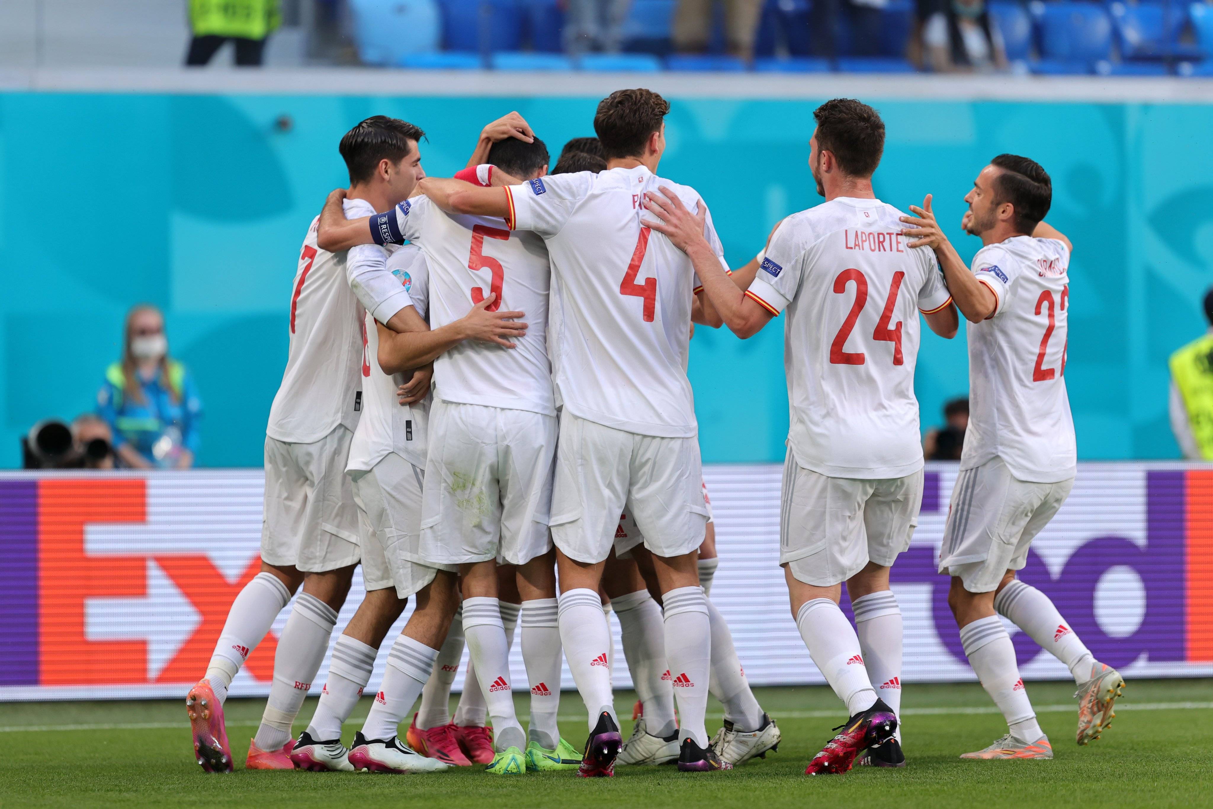 瑞士挑战强敌，备战淘汰赛关键一战