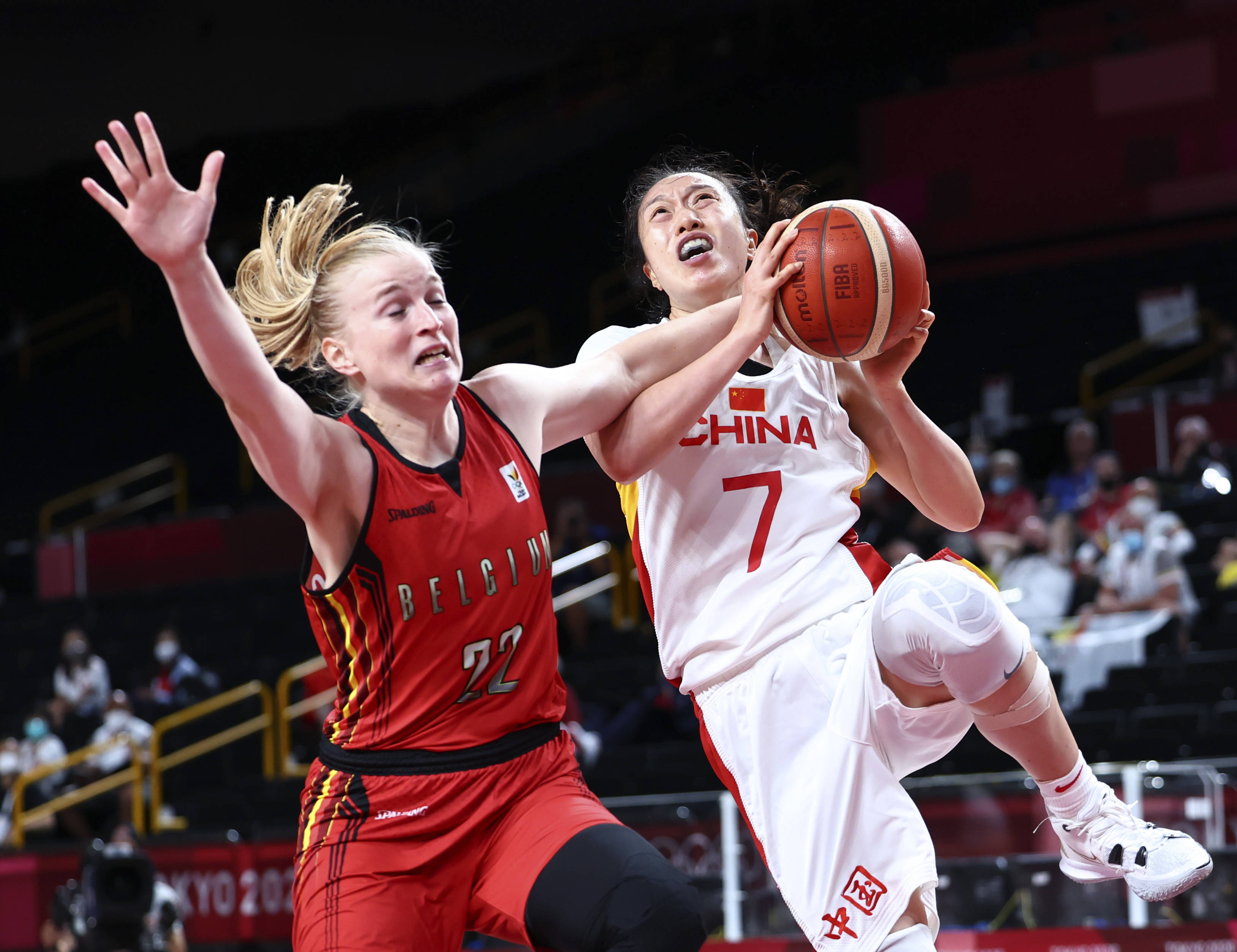 比利时篮球明星空降国内联赛，助阵战队夺冠