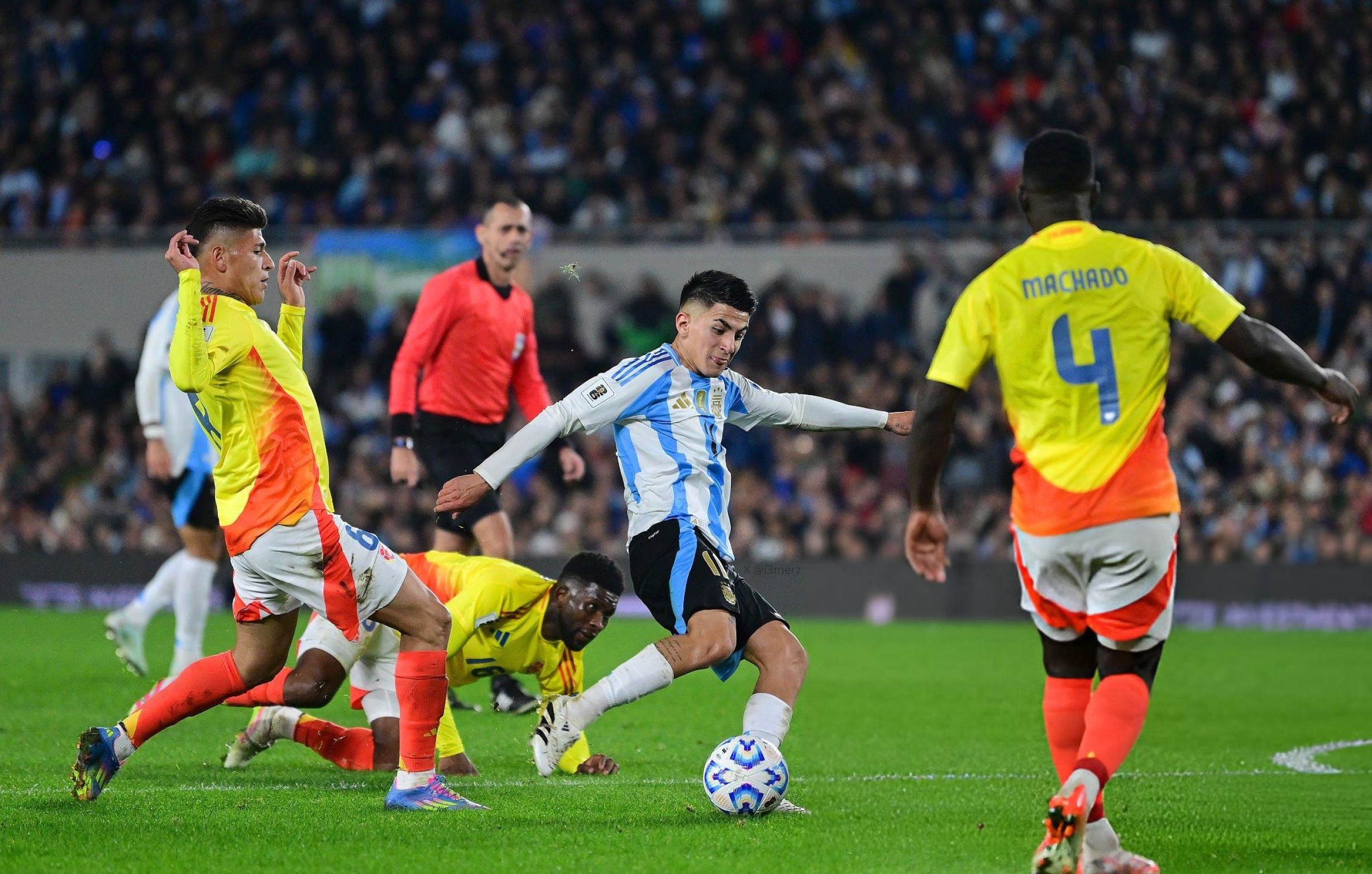 PG电子试玩官网-阿根廷篮球锦标赛季后赛，球队实力激烈对抗的简单介绍