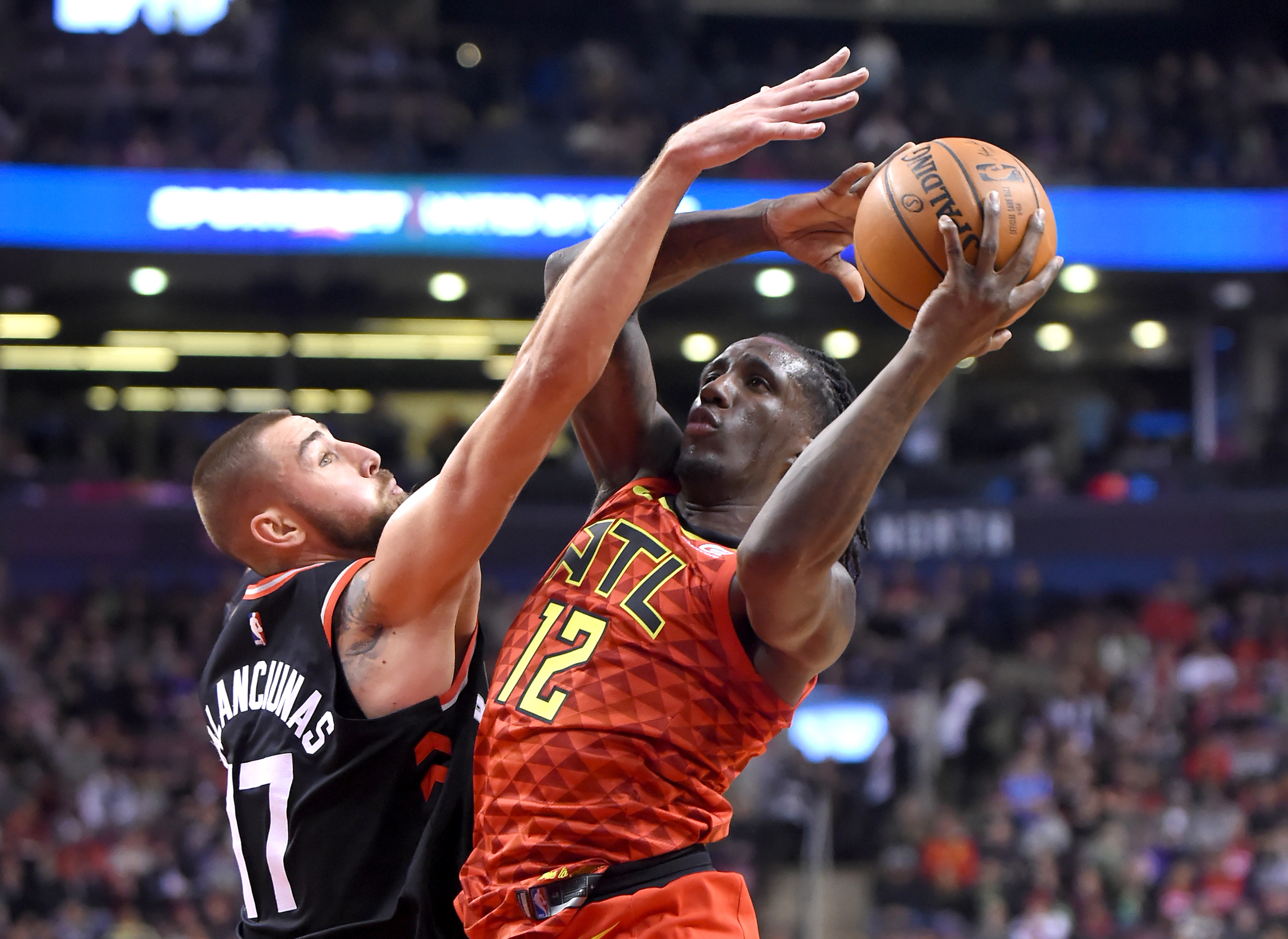 PG电子试玩官网-包含猛龙力克老鹰，获得季后赛门票的词条