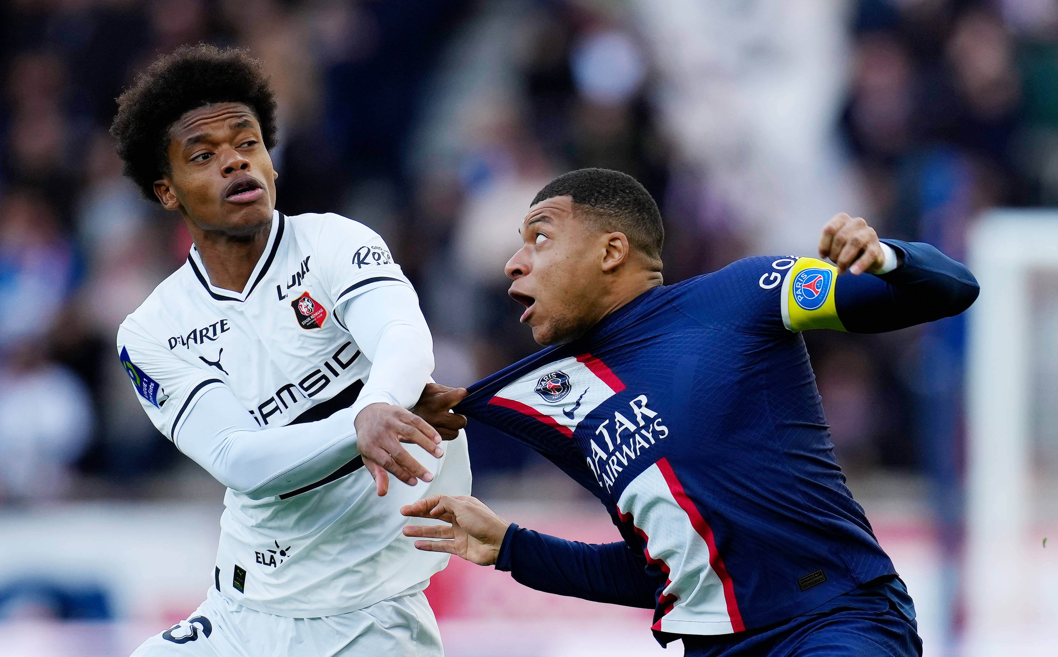 PG电子试玩-巴黎圣日耳曼前锋破门，助球队逼平对手