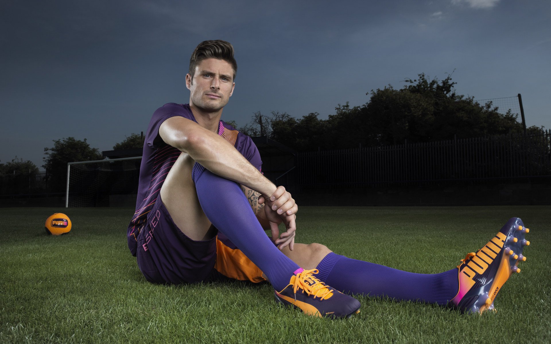 圣殿刀锋，38岁伊布单骑斩落塞维利亚，波兰化身北欧堡垒